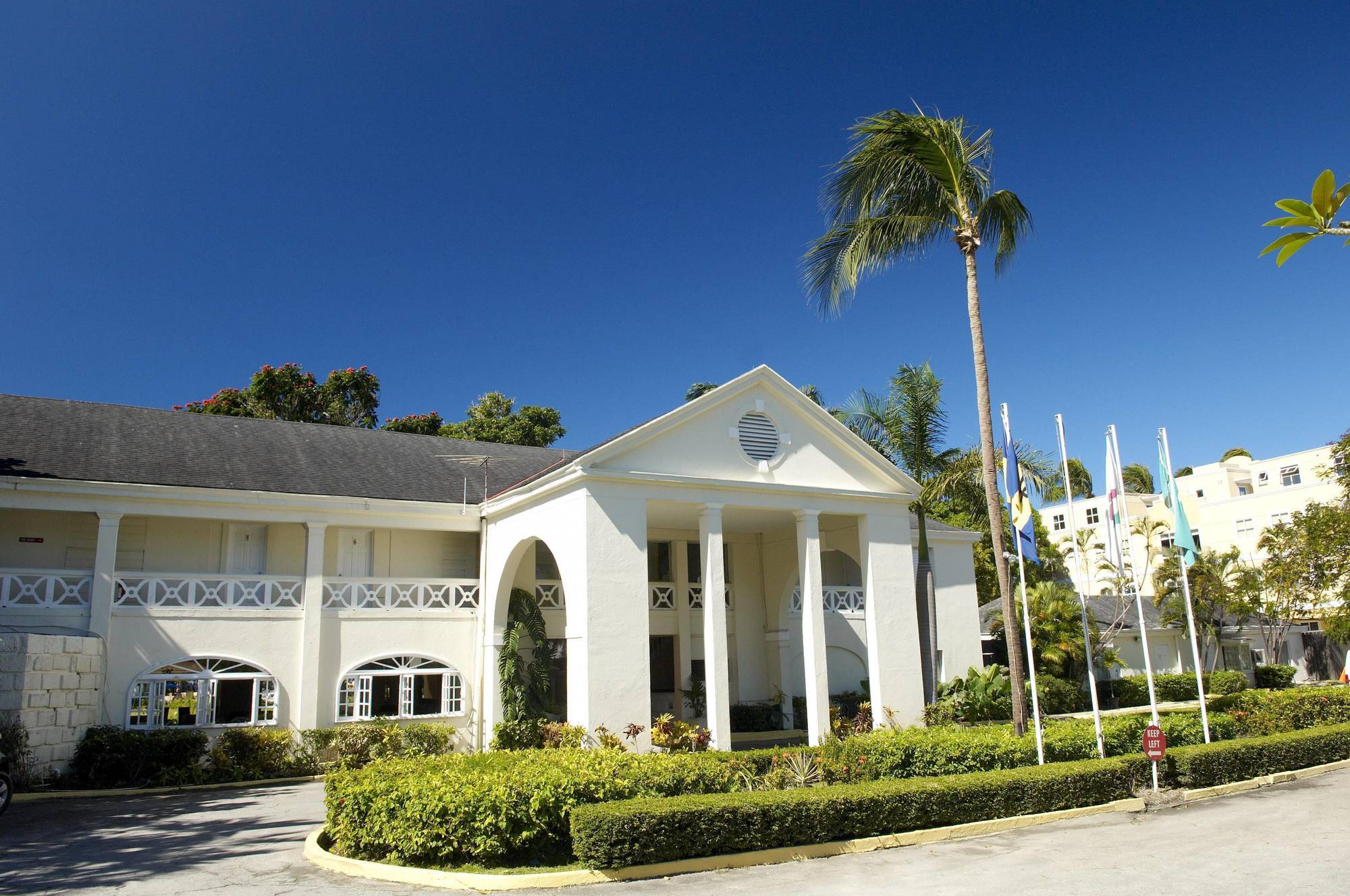 Starfish Discovery Bay Holetown Екстер'єр фото